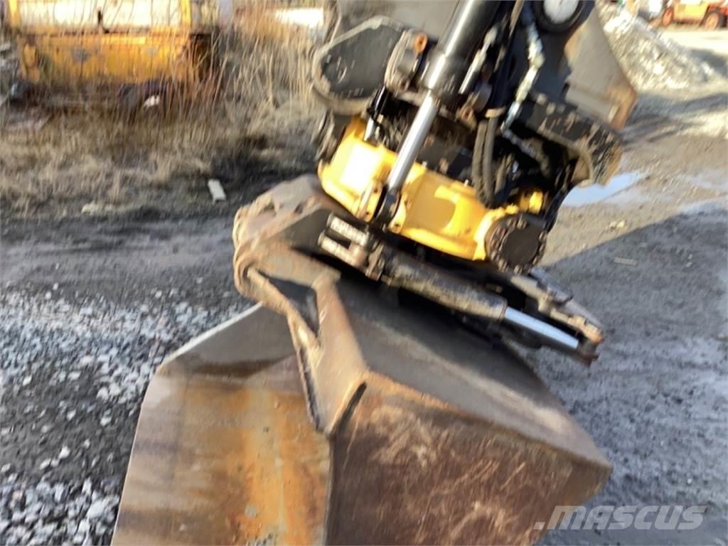 Doosan DX235 LCR Гусеничные экскаваторы