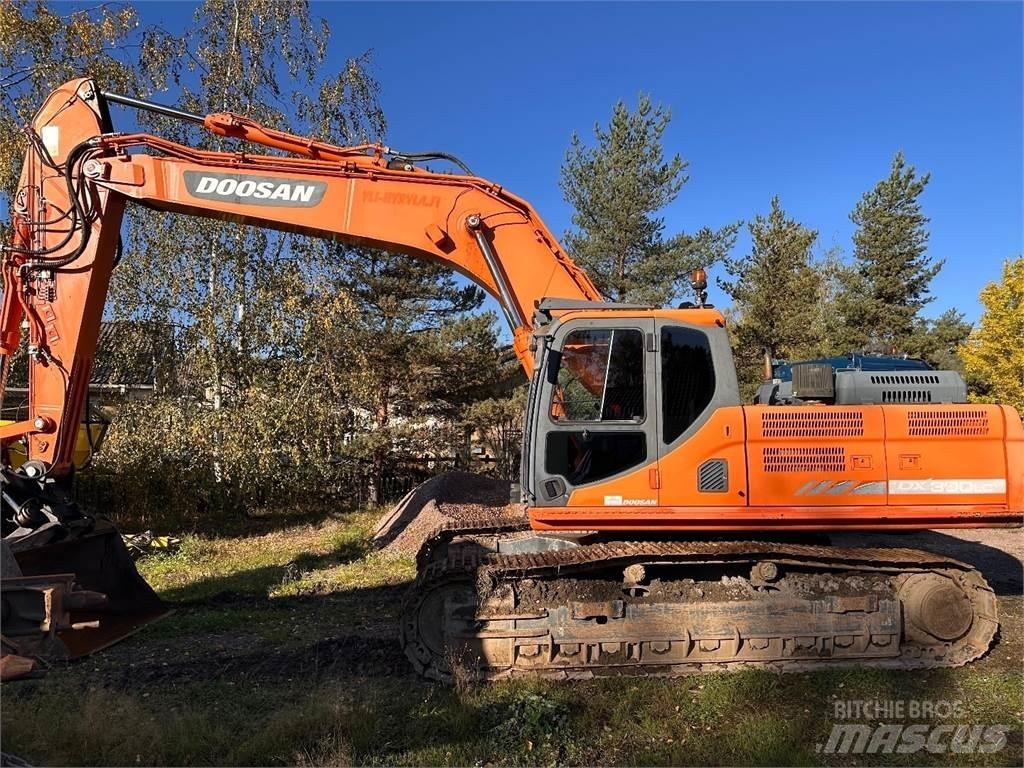 Doosan DX300 LC-3 Гусеничные экскаваторы
