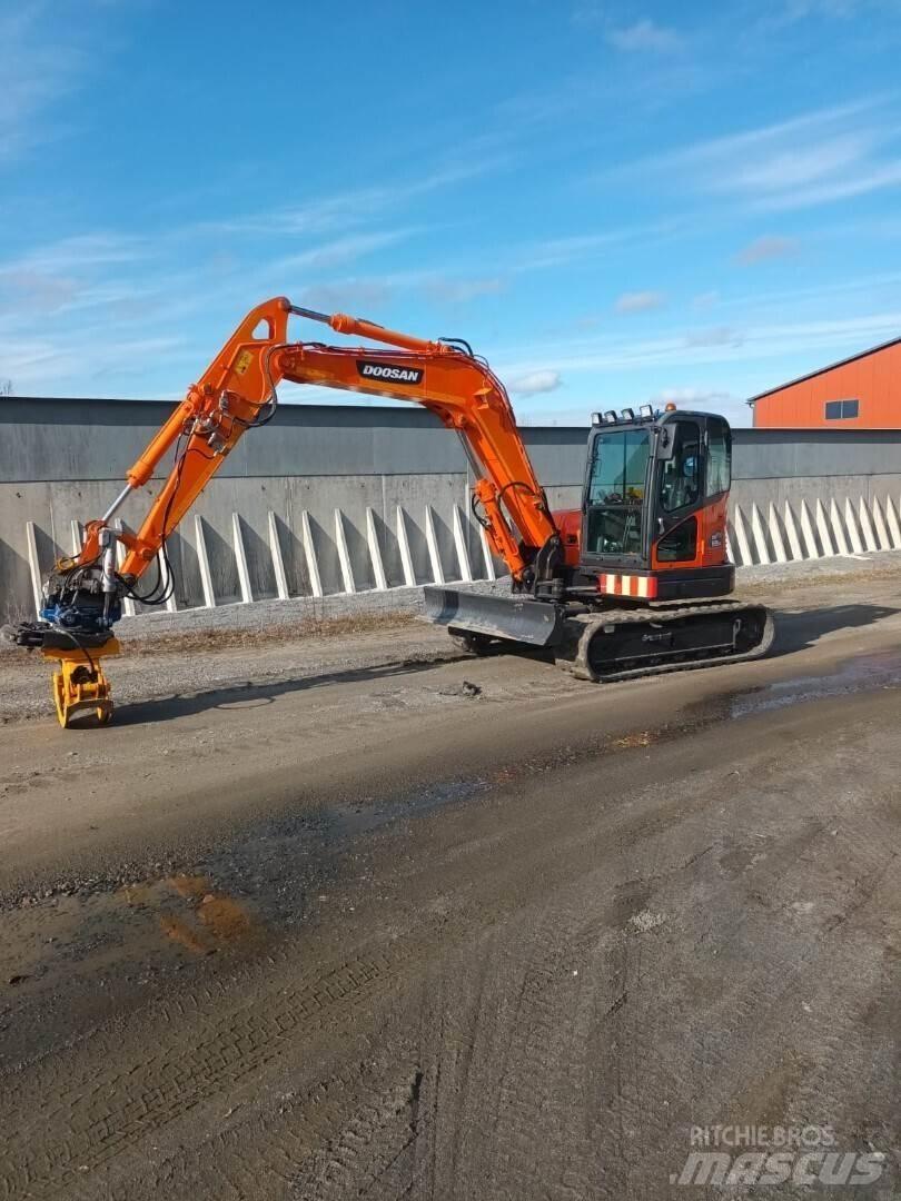 Doosan DX85 R Малые экскаваторы 7т-12т