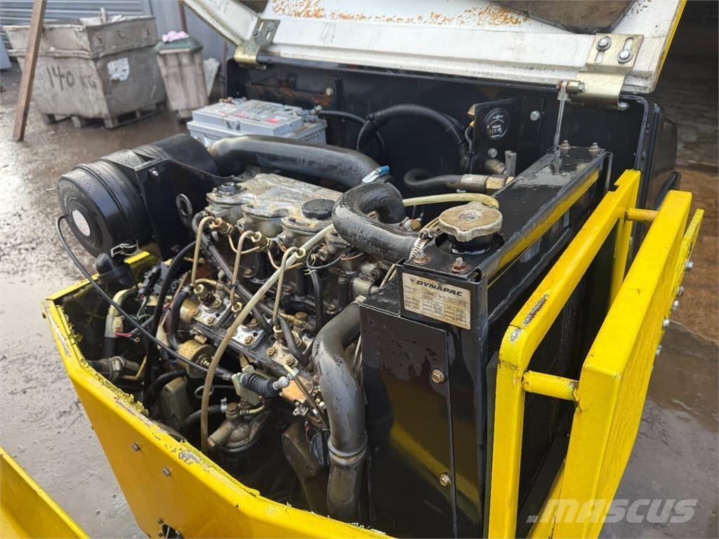 Dynapac CC 100 Строительная техника - Другие