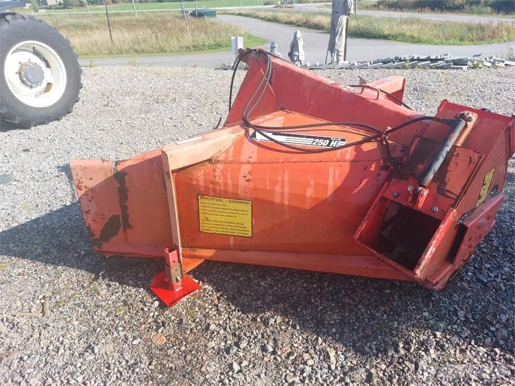 Esko 251 Другая техника для уборки снега