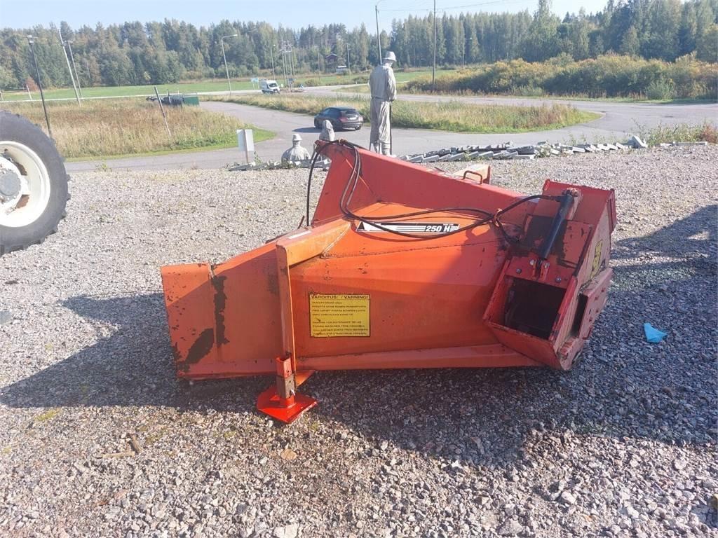 Esko 251 Другая техника для уборки снега