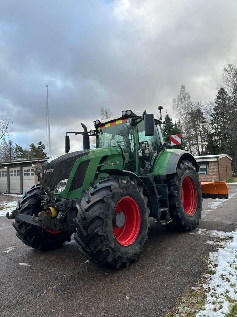 Fendt 828 VARIO Трактора