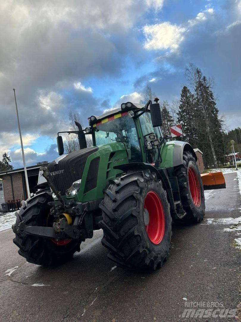Fendt 828 VARIO Трактора