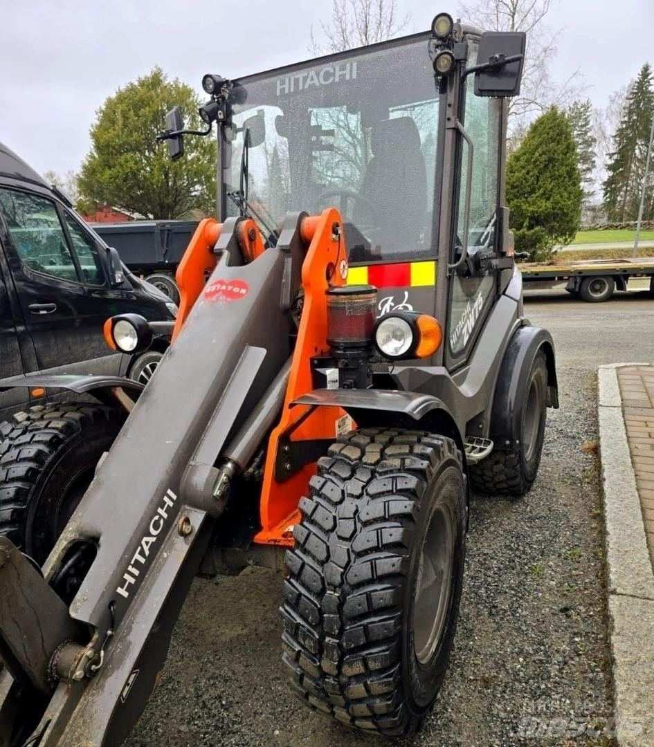 Hitachi ZW75 Малые погрузчики
