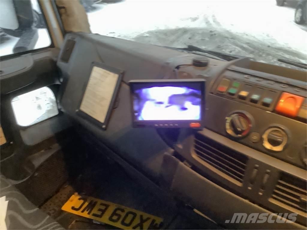 Iveco 180 e 25 Специальные грузовики