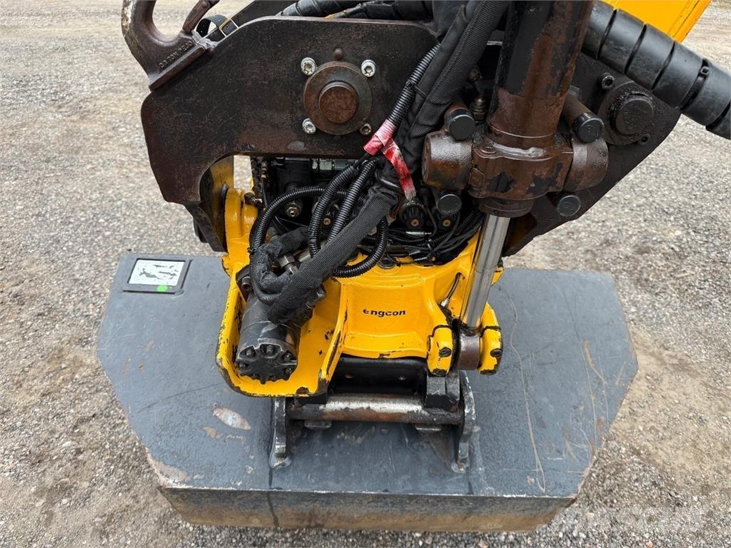 JCB 4 CX ECO Экскаваторы-погрузчики