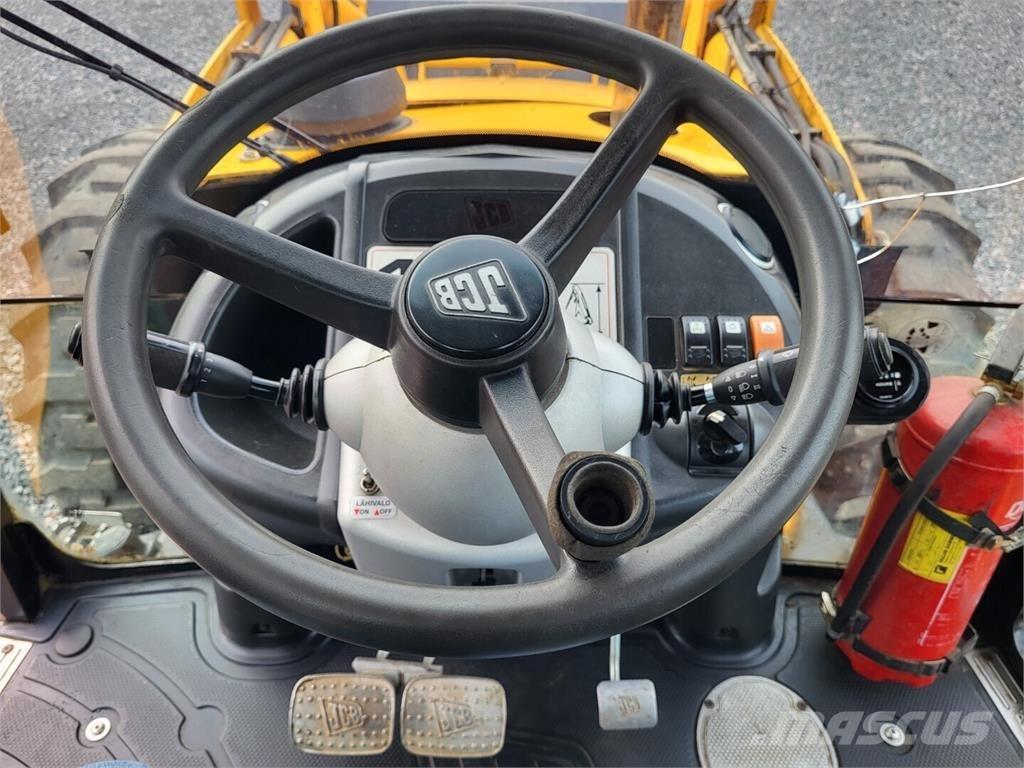 JCB 4CN Экскаваторы-погрузчики