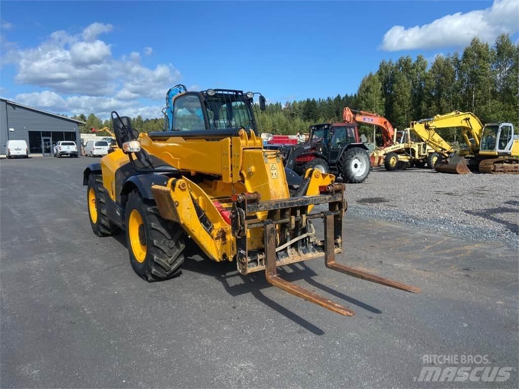 JCB 535-125 Телескопические погрузчики
