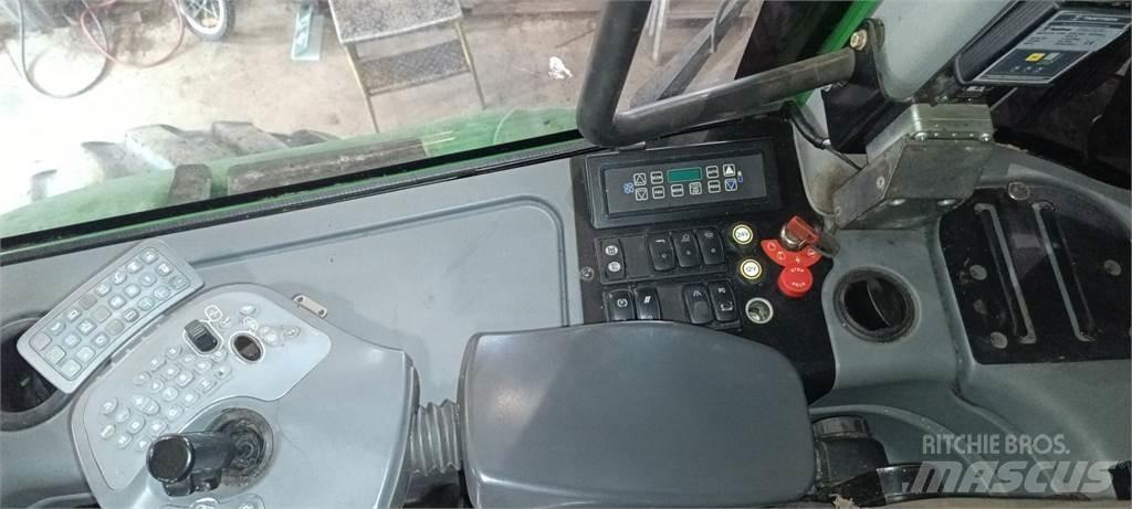 John Deere 1110E Форвардеры
