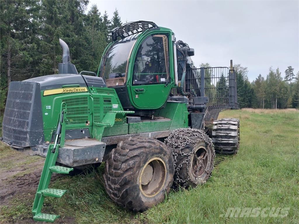 John Deere 1210G Форвардеры