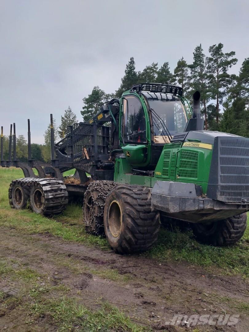 John Deere 1210G Форвардеры