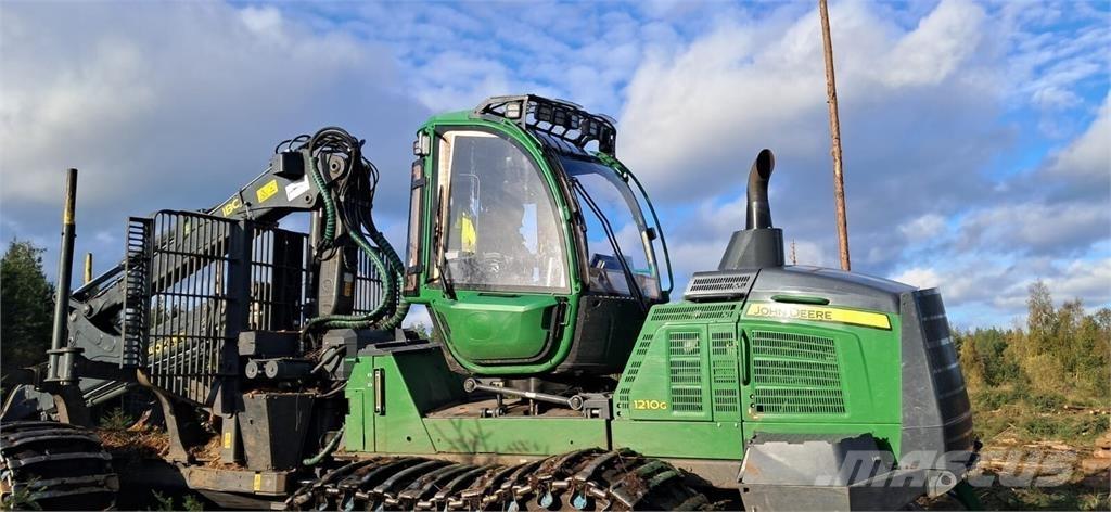 John Deere 1210G Форвардеры