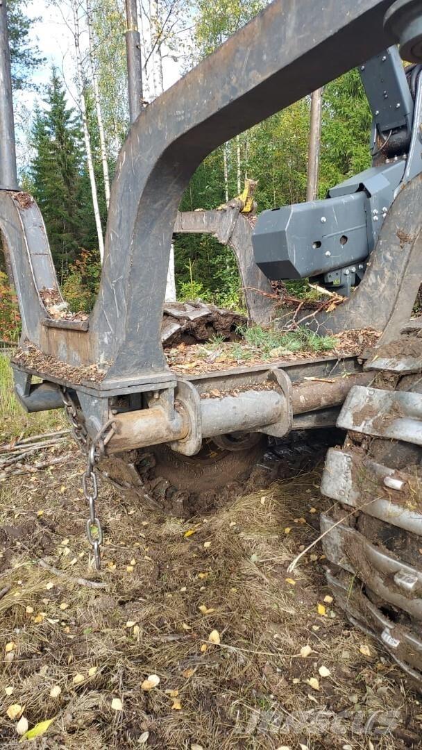 John Deere 1210G Форвардеры