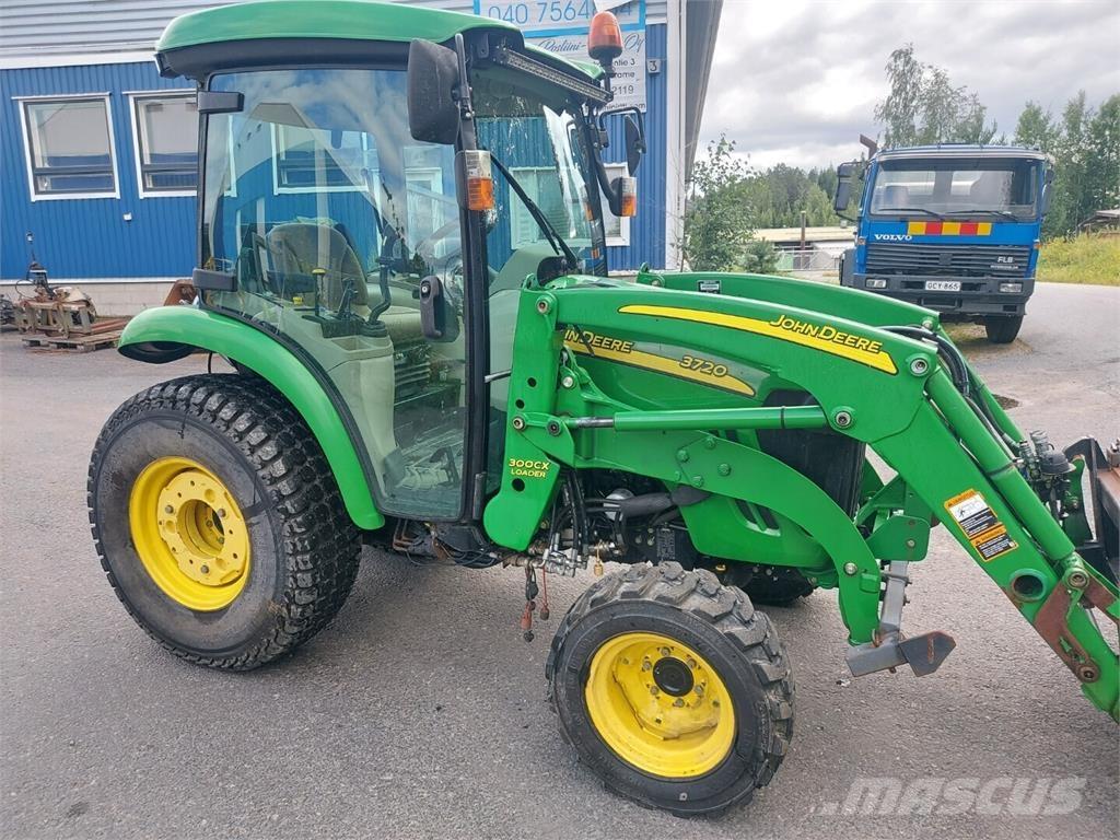 John Deere 3720 Трактора