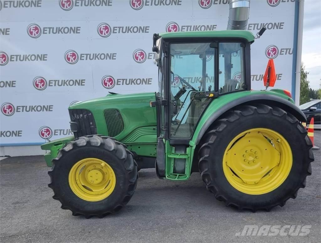 John Deere 6120SE Трактора