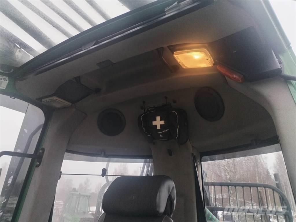 John Deere 810 E Форвардеры