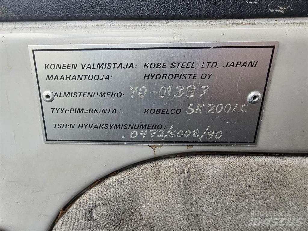 Kobelco SK200LC Гусеничные экскаваторы