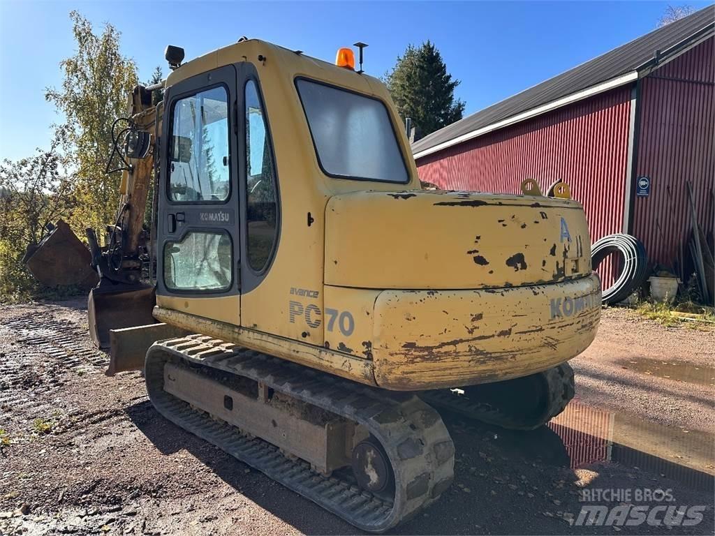 Komatsu PC70-7 Малые экскаваторы 7т-12т