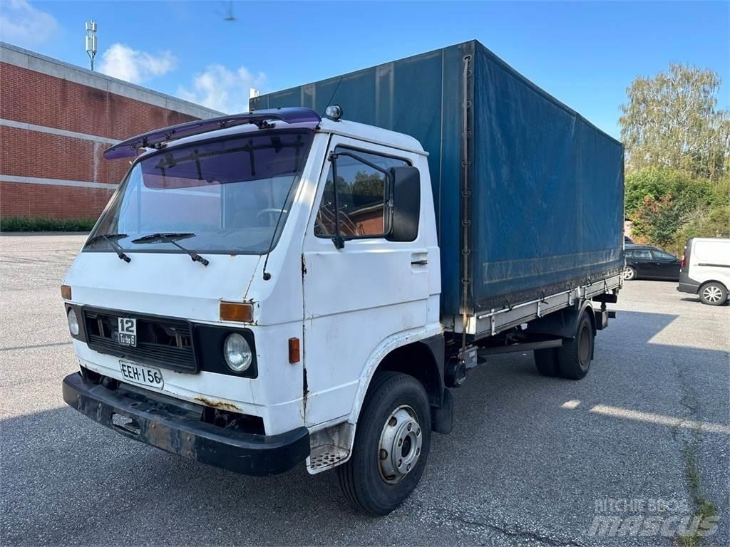 MAN Vw 9.136 Тентованные грузовики