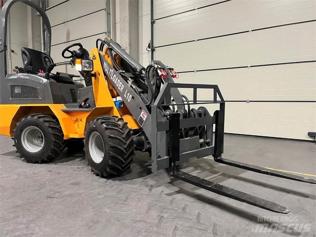 Multiloader L 10 Малые погрузчики