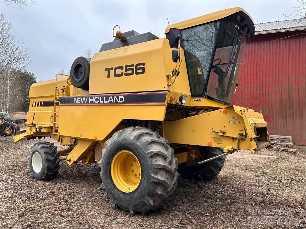 New Holland TC56 Зерноуборочные комбайны