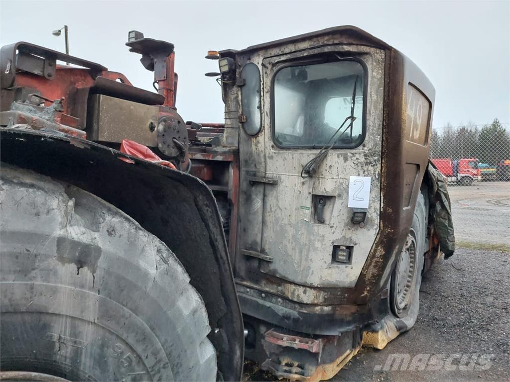 Sandvik TORO 621 Фронтальные погрузчики