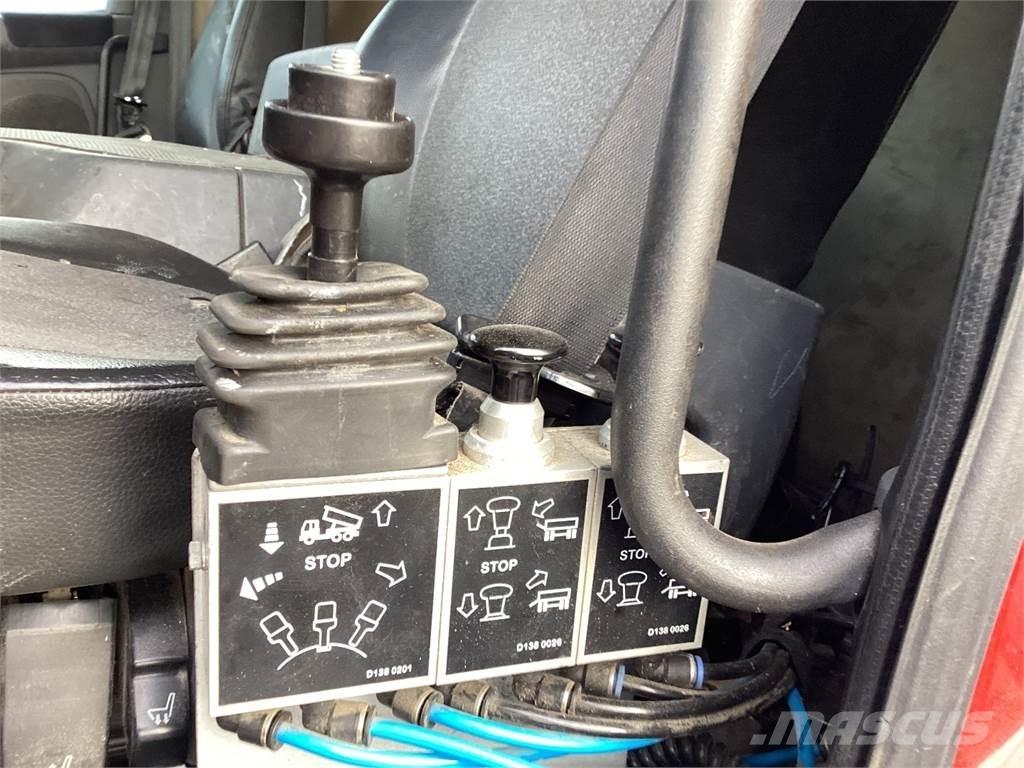 Scania P 320 Грузовики-Мультилифты