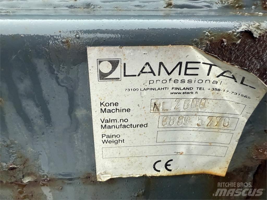 Stark NL 2600 Снежные отвалы и плуги