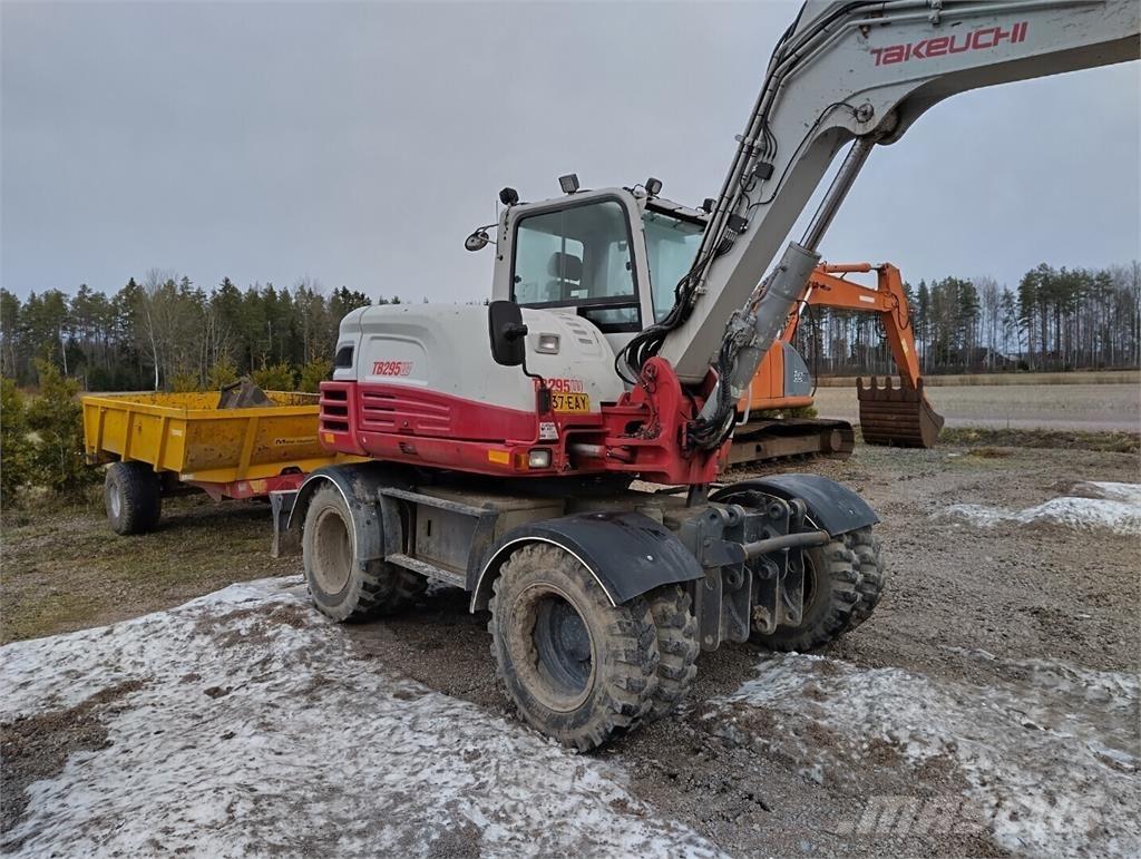 Takeuchi TB295W Колёсные экскаваторы