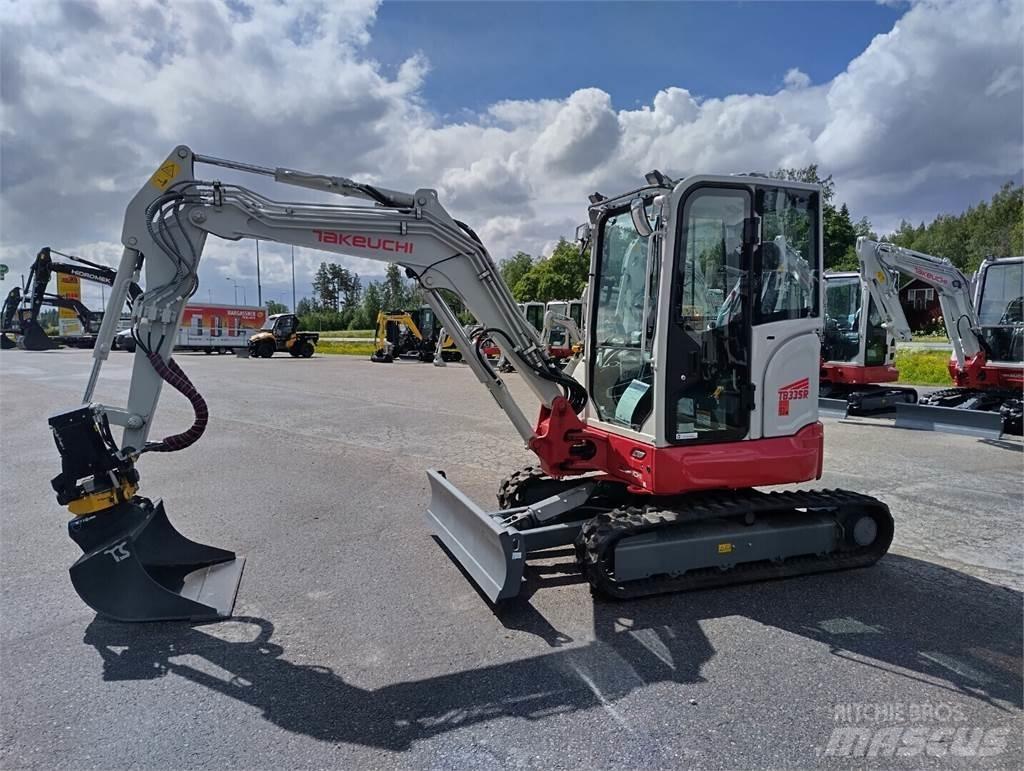 Takeuchi TB335R Мини-экскаваторы