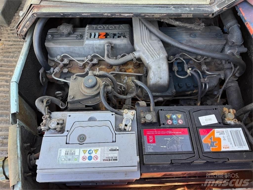 Toyota 02-5 FD35 Дизельные погрузчики