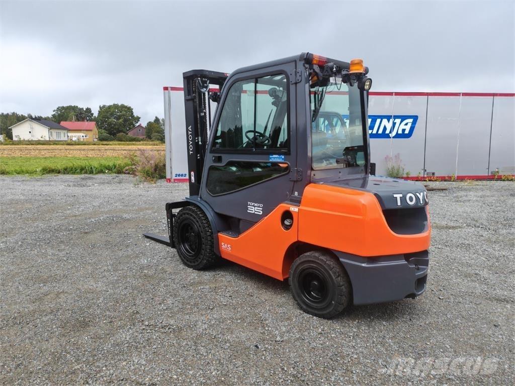 Toyota 02-8FDJF35 Дизельные погрузчики