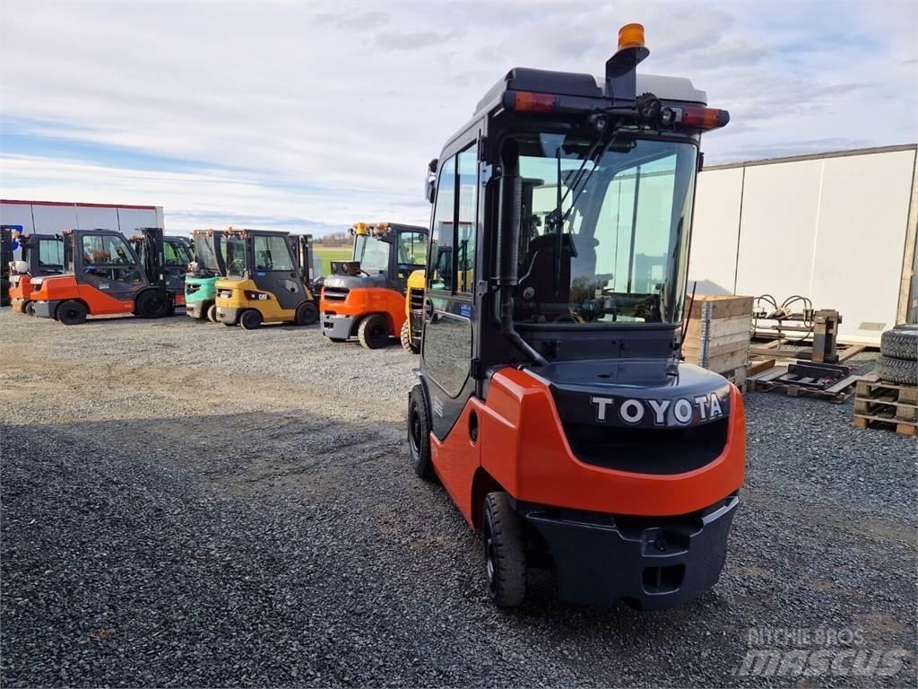 Toyota 52-8FDF25 Дизельные погрузчики