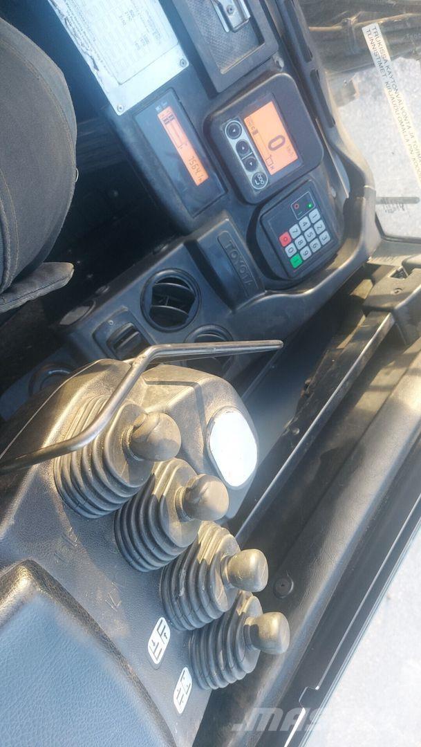 Toyota 8FDF25 Дизельные погрузчики