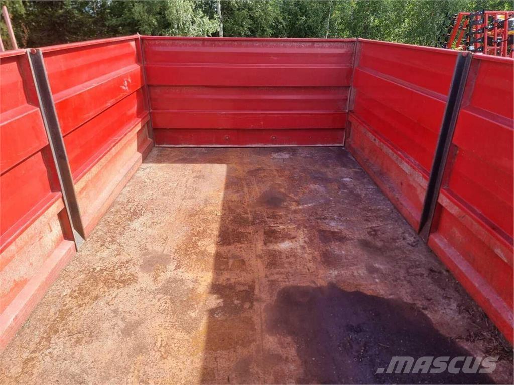 Tuhti M85 Тракторные самосвальные прицепы
