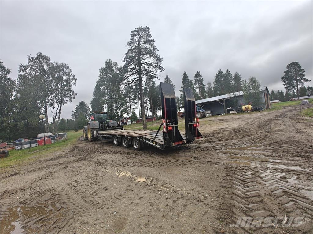 Tyrone 33 T Низкорамные прицепы
