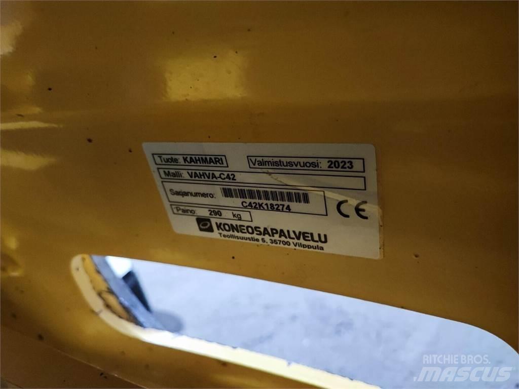 Vahva C42 Лесозахваты