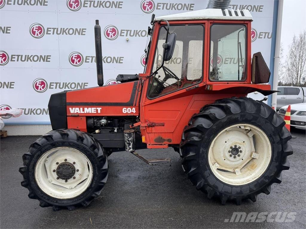 Valmet 604 Трактора