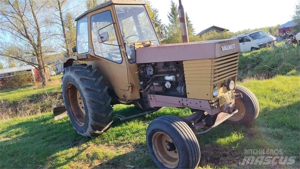 Valmet 702 Трактора