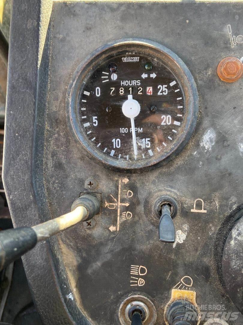 Valmet 802 Трактора