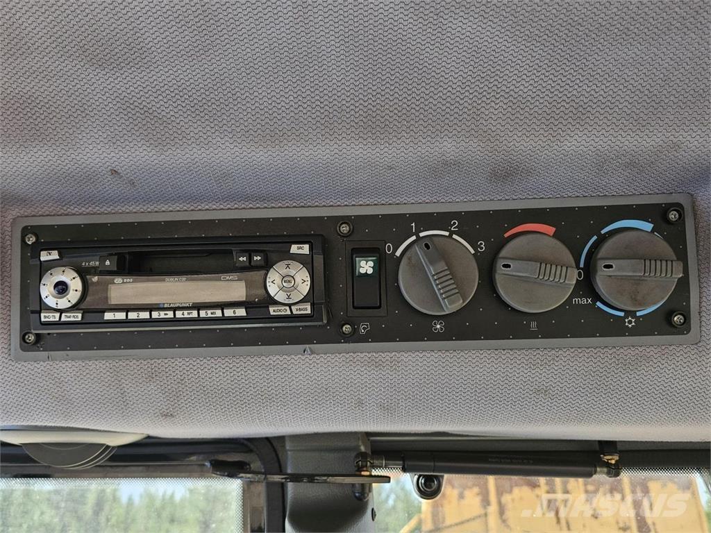 Valtra 6400 Трактора