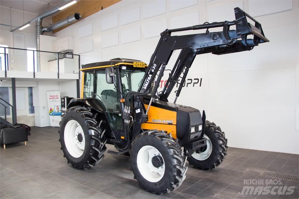 Valtra 800 Трактора