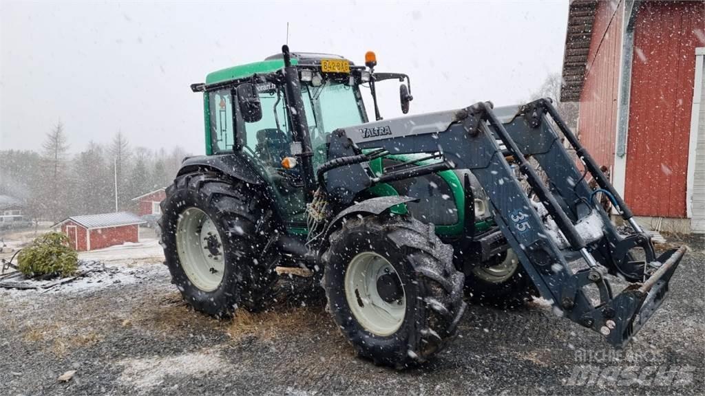Valtra A92 Трактора