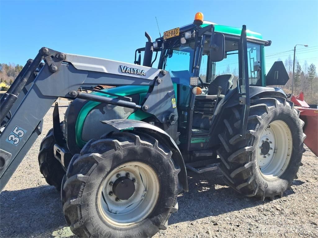 Valtra A92 Трактора