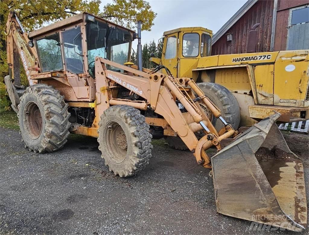 Valtra C 912M-4 Экскаваторы-погрузчики