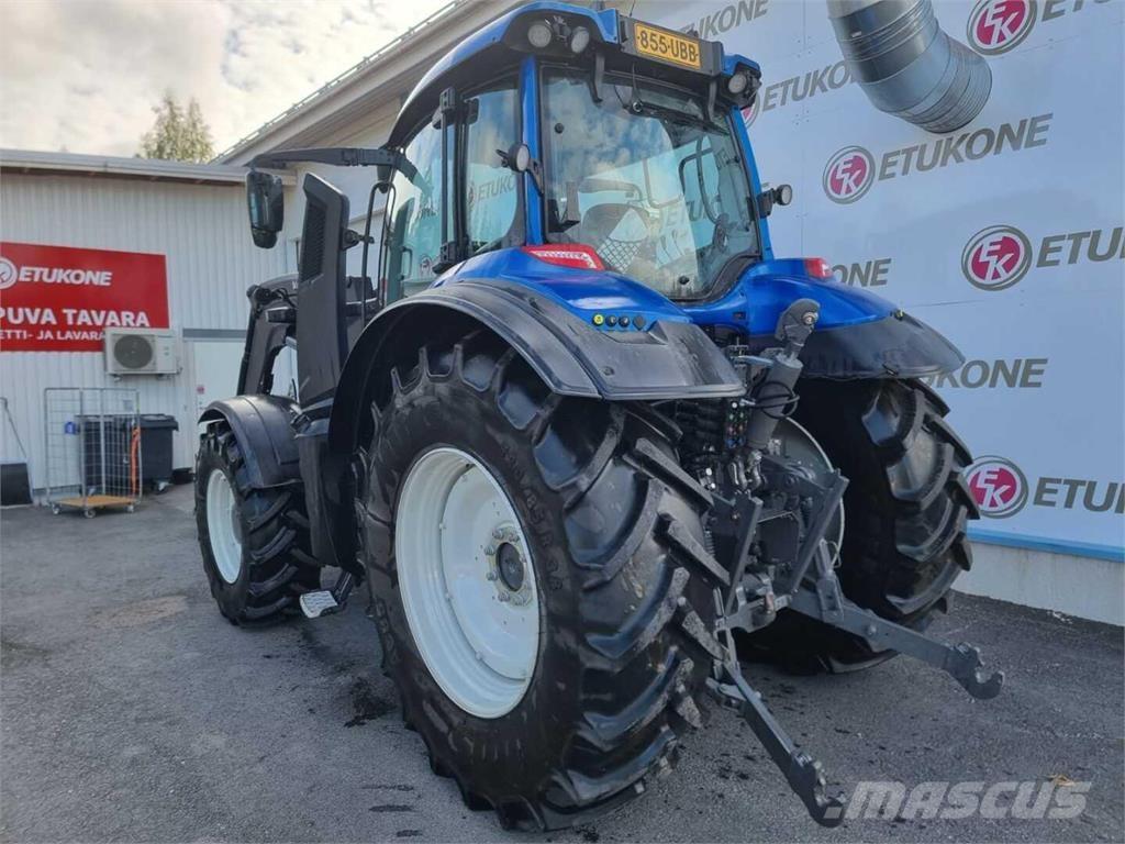 Valtra T145 Трактора