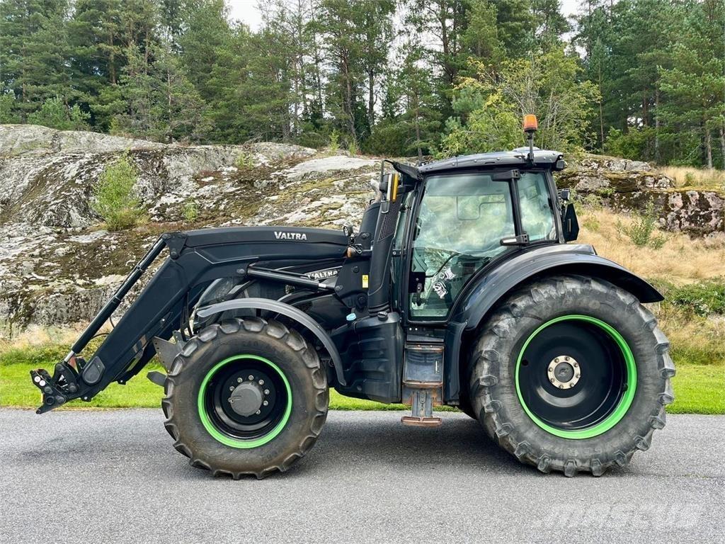 Valtra T234 Versu Трактора