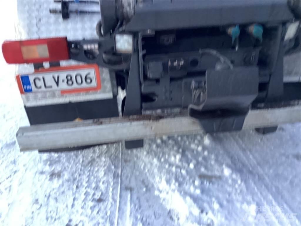 Volvo 460 Грузовики-Мультилифты