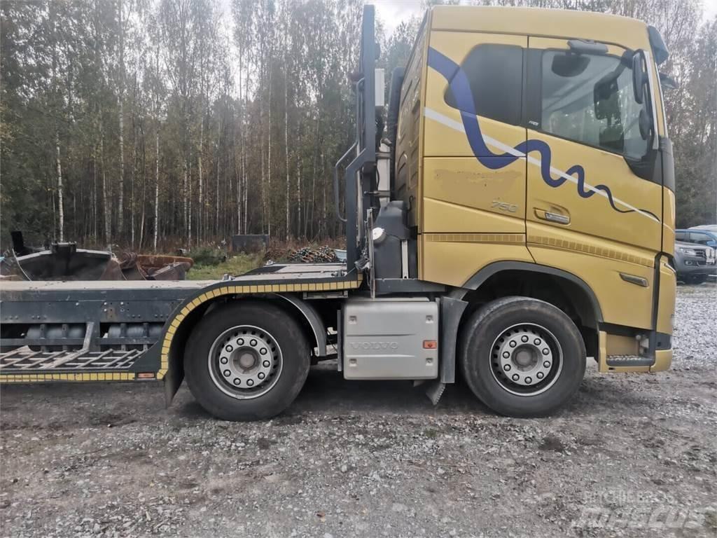 Volvo 750 Автовозы